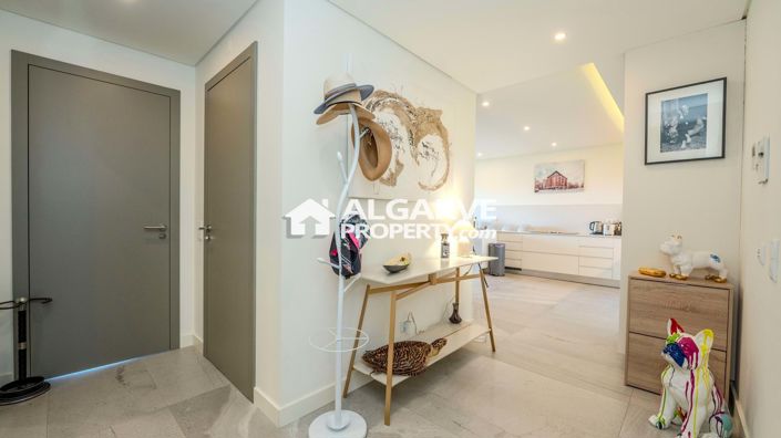 Image No.15-2 Bed Apartment for sale