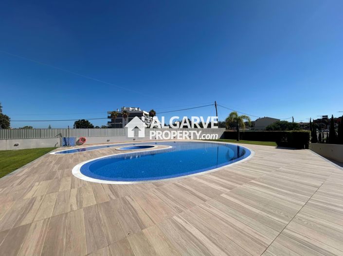 Image No.22-2 Bed Apartment for sale