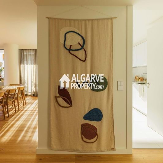 Image No.12-3 Bed Apartment for sale