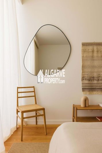 Image No.21-3 Bed Apartment for sale