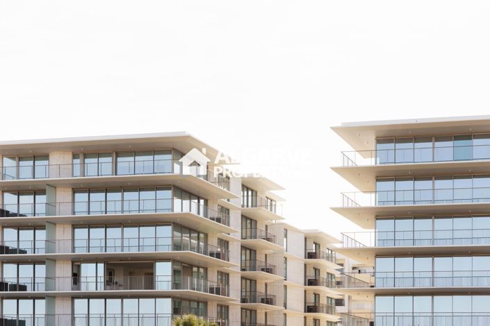 Image No.39-3 Bed Apartment for sale