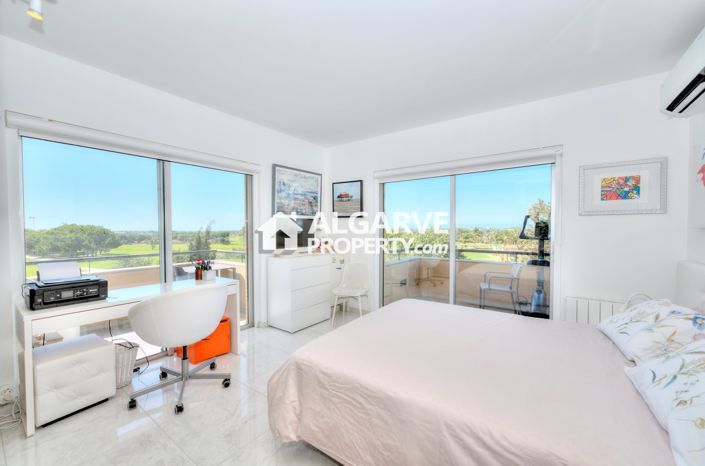 Image No.6-3 Bed Apartment for sale