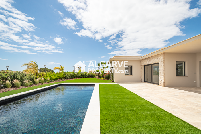 Image No.4-4 Bed Villa for sale