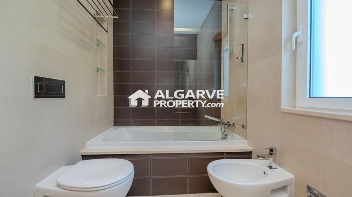 Image No.19-Villa de 4 chambres à vendre à Almancil