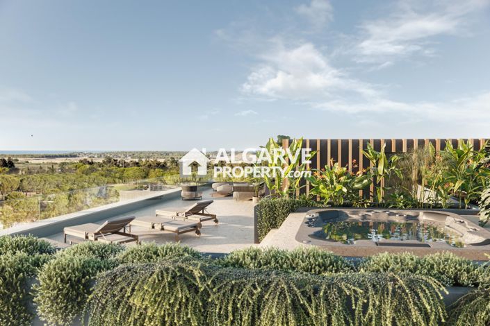 Image No.24-3 Bed Apartment for sale