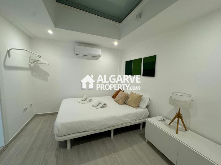 Image No.14-3 Bed Townhouse for sale