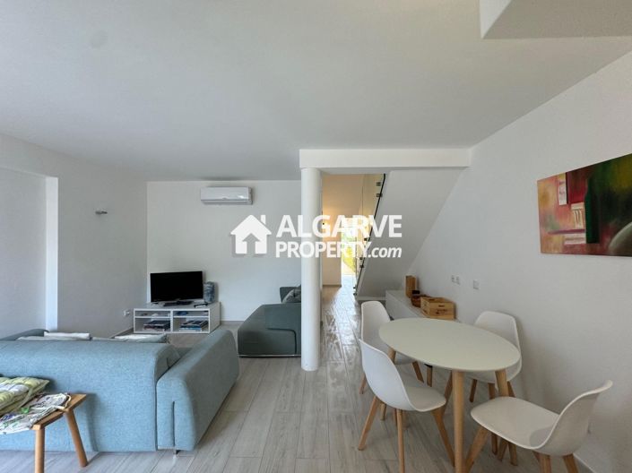 Image No.8-3 Bed Townhouse for sale