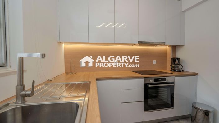 Image No.8-1 Bed Townhouse for sale