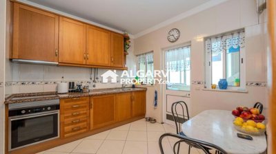 3-12205-78d1f4f8b6655591b02d22fabb36a692d73cc