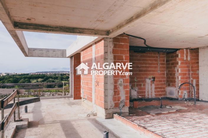 Image No.17-2 Bed Apartment for sale