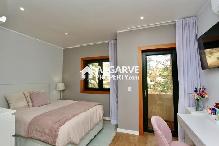 Image No.29-Jumelé de 4 chambres à vendre à Vilamoura