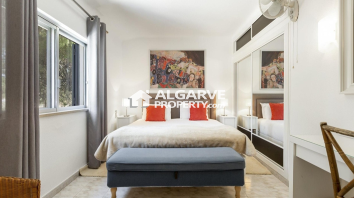 Image No.13-3 Bed Semi-Detached for sale