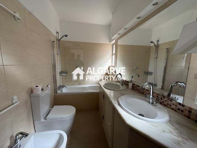 Image No.17-3 Bed Semi-Detached for sale