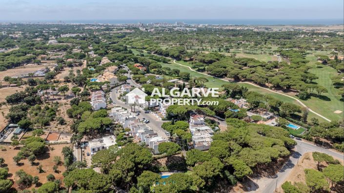 Image No.1-3 Bed Villa for sale