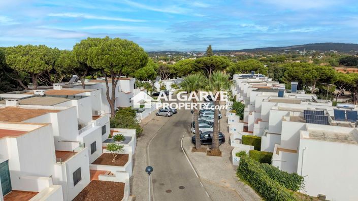 Image No.26-3 Bed Villa for sale