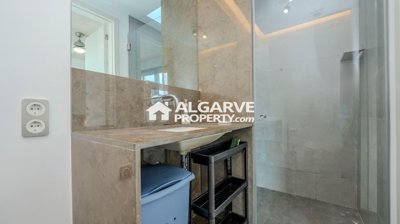 3-12278-78d1f4f8b6655591b02d22fabb36a692d73cc