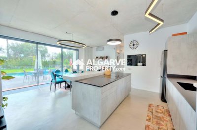 3-12278-78d1f4f8b6655591b02d22fabb36a692d73cc