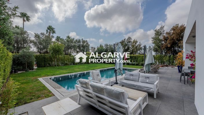 Image No.6-Villa de 4 chambres à vendre à Almancil