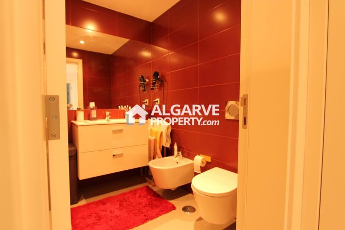 Image No.21-2 Bed Apartment for sale