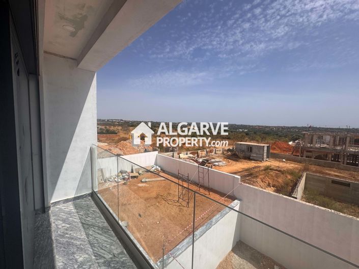 Image No.13-Villa de 4 chambres à vendre à Alcantarilha