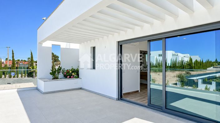 Image No.21-4 Bed Villa for sale