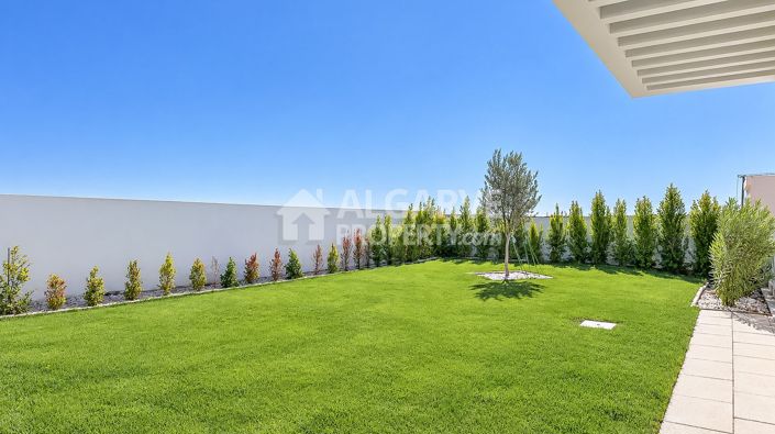 Image No.42-4 Bed Villa for sale