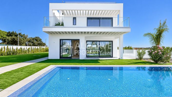 Image No.45-4 Bed Villa for sale