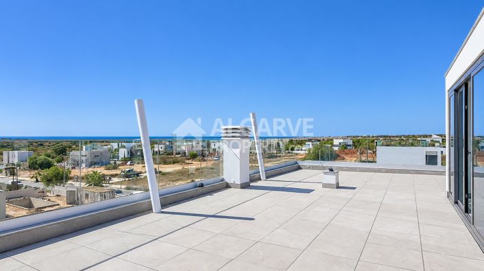 Image No.48-4 Bed Villa for sale
