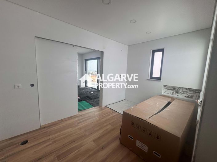 Image No.9-Villa de 4 chambres à vendre à Alcantarilha