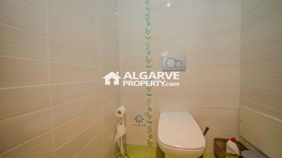 3-12279-78d1f4f8b6655591b02d22fabb36a692d73cc