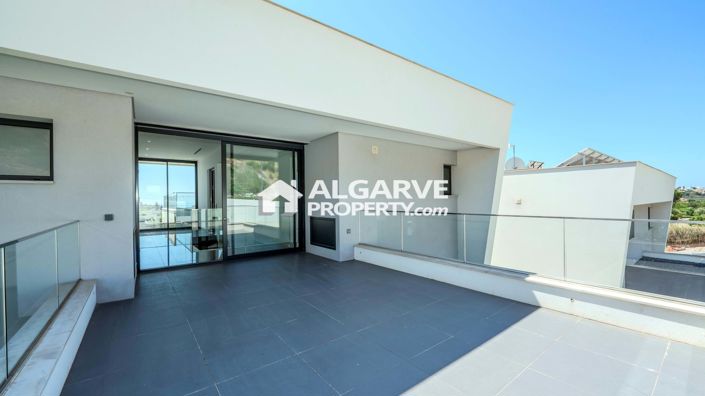 Image No.31-4 Bed Semi-Detached for sale