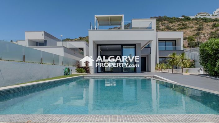 Image No.6-4 Bed Semi-Detached for sale