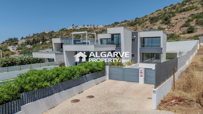 Image No.42-4 Bed Semi-Detached for sale