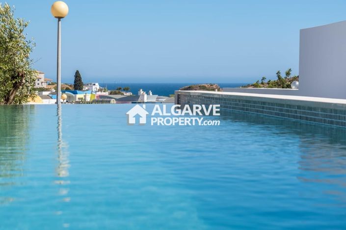 Image No.50-4 Bed Semi-Detached for sale