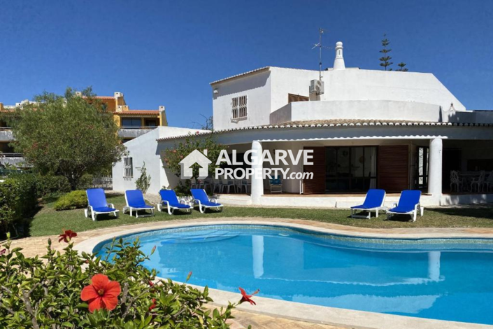 Image No.1-Villa de 5 chambres à vendre à Vilamoura