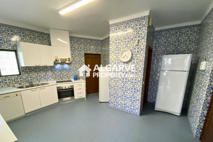 Image No.14-5 Bed Villa for sale