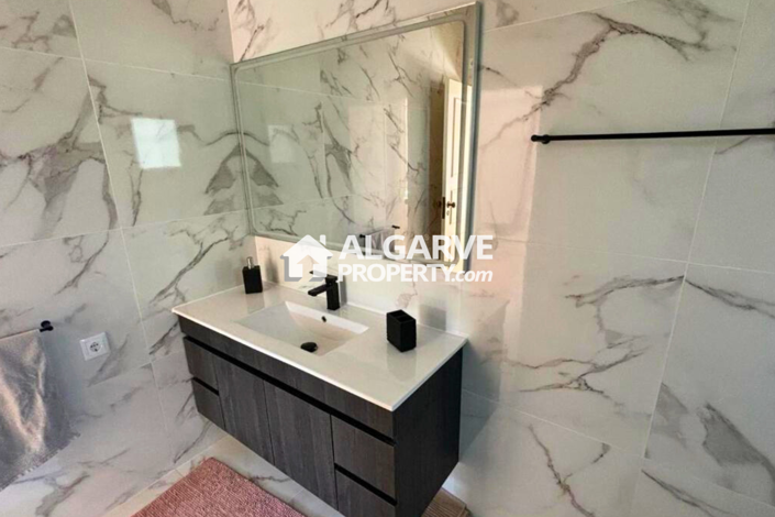 Image No.22-5 Bed Villa for sale