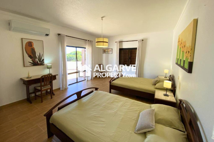 Image No.8-5 Bed Villa for sale