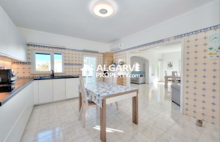 Image No.11-Villa de 6 chambres à vendre à Gale