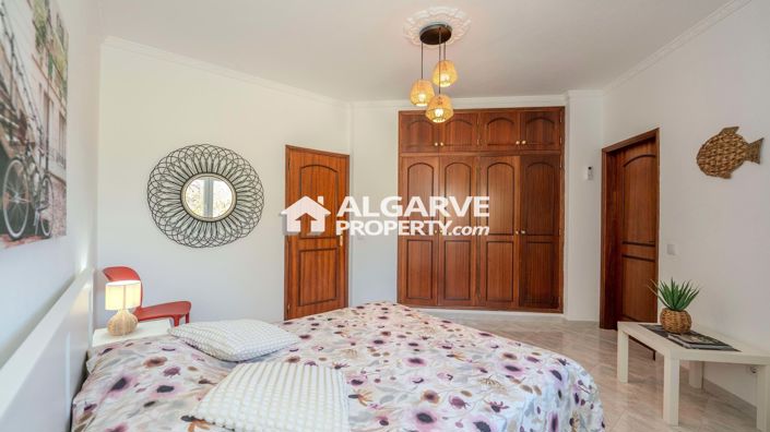 Image No.19-Villa de 6 chambres à vendre à Gale