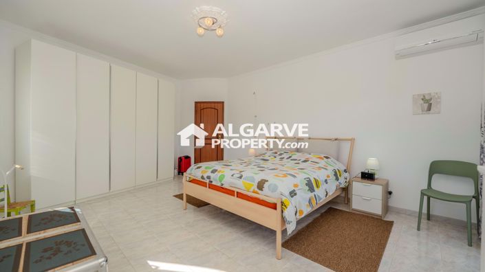 Image No.24-Villa de 6 chambres à vendre à Gale