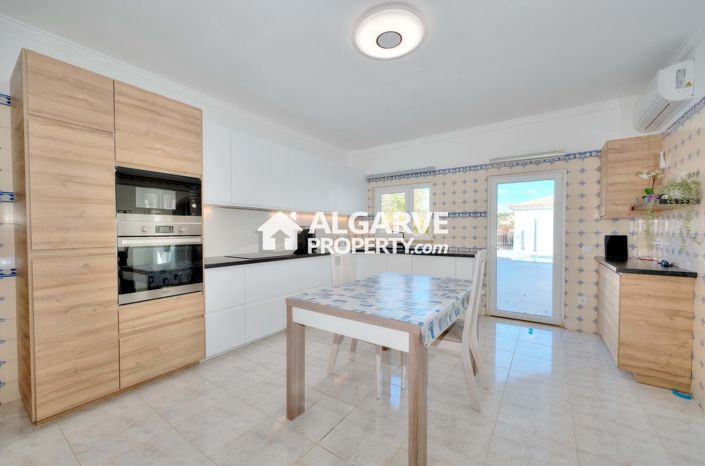 Image No.3-Villa de 6 chambres à vendre à Gale