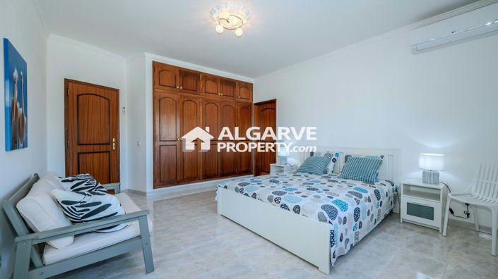 Image No.5-Villa de 6 chambres à vendre à Gale