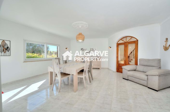 Image No.6-Villa de 6 chambres à vendre à Gale