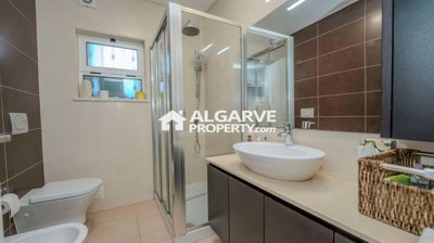 3-12211-78d1f4f8b6655591b02d22fabb36a692d73cc