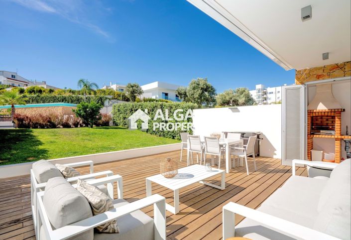 Image No.15-3 Bed Villa for sale