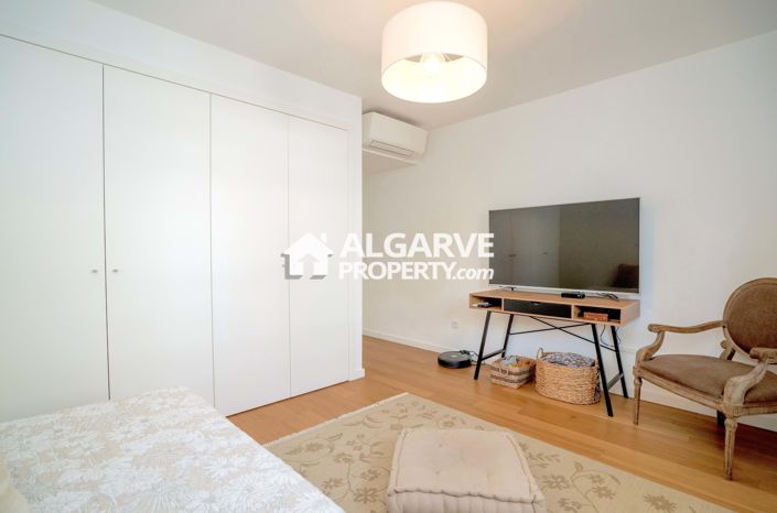 Image No.20-3 Bed Villa for sale