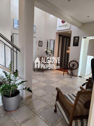 Image No.17-4 Bed Villa for sale