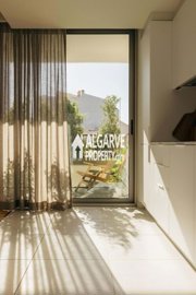 3-12197-78d1f4f8b6655591b02d22fabb36a692d73cc