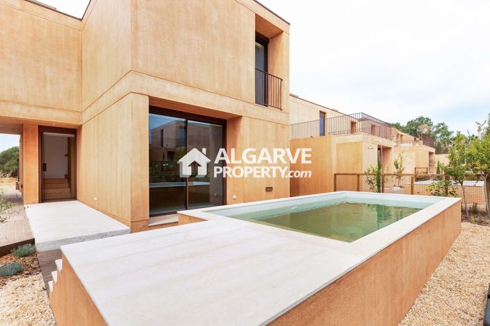 Image No.31-3 Bed Semi-Detached for sale